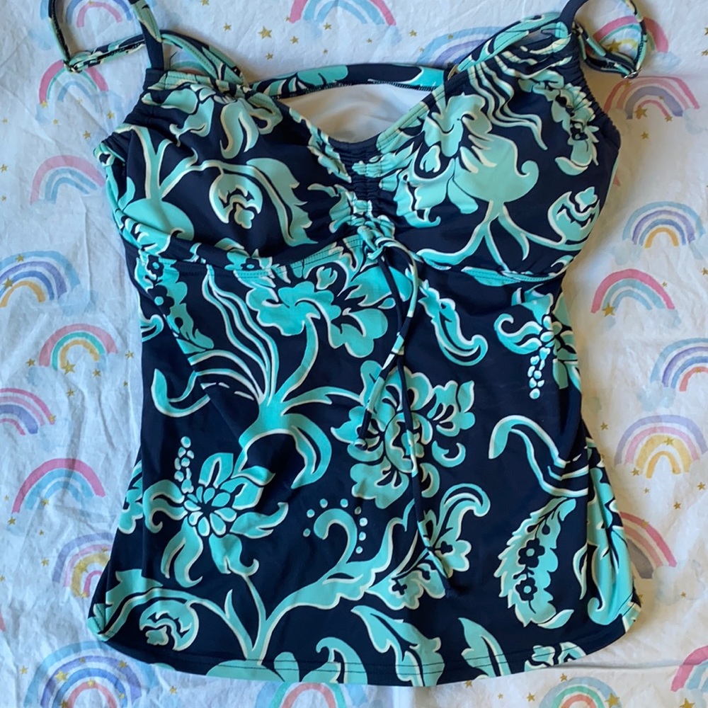 Lands End underwire tankini top